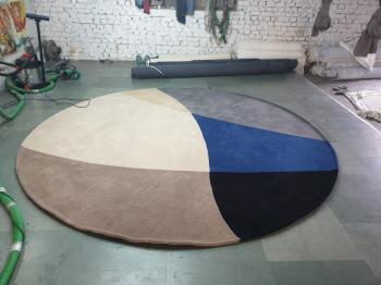 Multi-color Round Woolen Round Rug Manufacturers in Uttarakhand